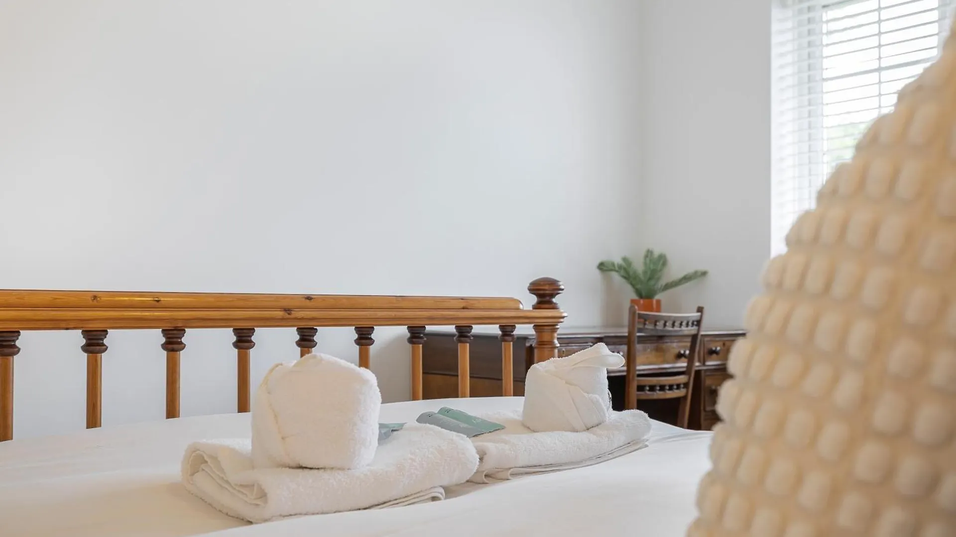 Quiet Mews House With Parking And Garden Close To Centre And Beach برايتون 0*,